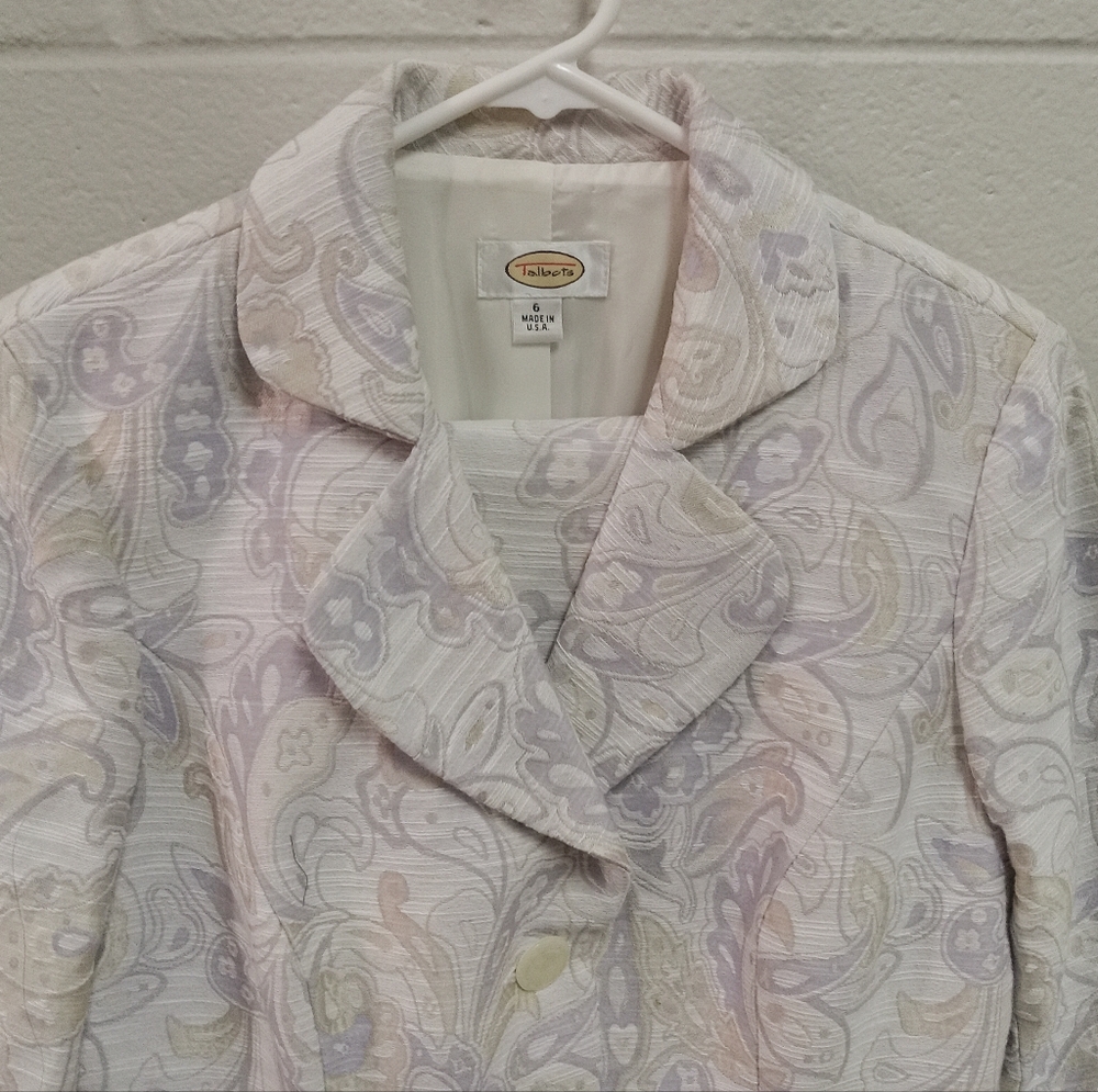 Talbots Two Piece Skirt Suit - Paisley Design- White & Lilac, size 6